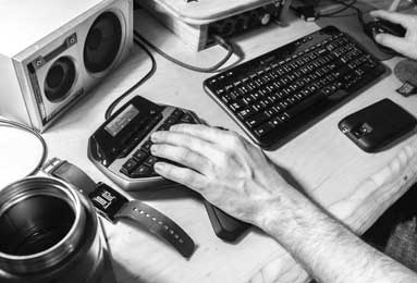 曼联旧将爆发夜！40岁C罗传射建功！青木大四喜安东尼黑贝轰双响